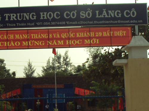 Trường cấp 2 Lăng Cô