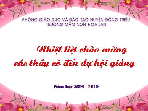 Tạo hình: trang trí  bưu thiếp tặng cô nhân ngày 20/11