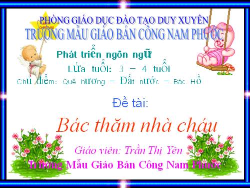 bé trồng cây