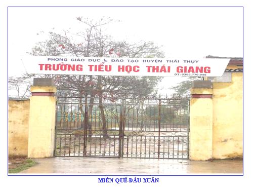 Bài 32. Vẽ đường diềm trên áo, váy