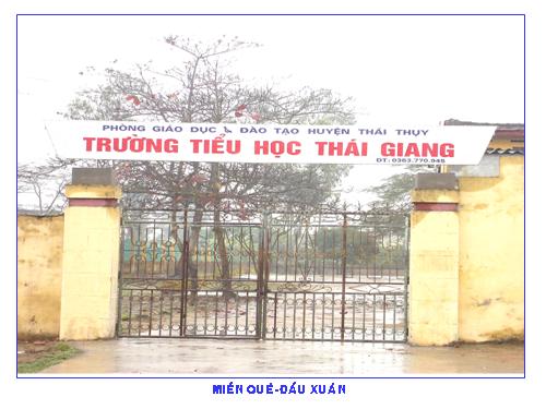 Bài 32. Vẽ đường diềm trên áo, váy