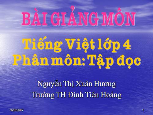 Tuần 8. Đôi giày ba ta màu xanh