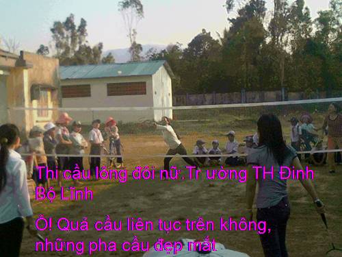Hình ảnh thi cầu lông nữ ( Đinh Bộ Lĩnh)