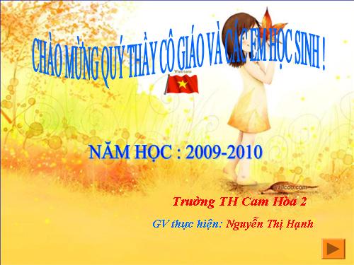 Động tác cầm cờ, giương cờ, vác cờ