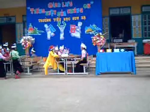 Màn chào hỏi giao lưu Tiếng Việt