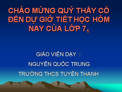 Chương III. §7. Tính chất đường trung trực của một đoạn thẳng