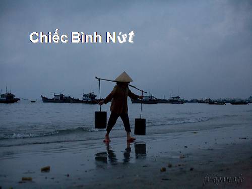 Chiếc bình nứt