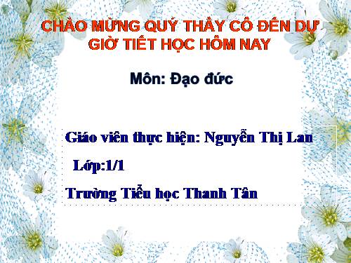 Bài 6. Nghiêm trang khi chào cờ