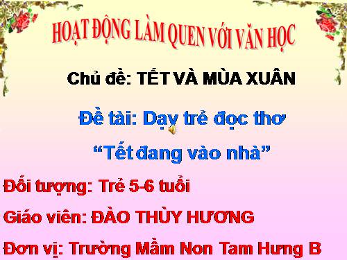 thơ tết đang vào nhà