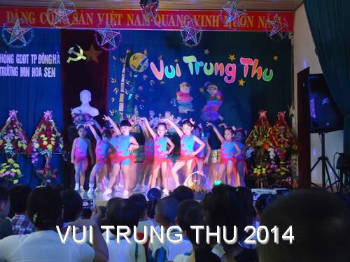 Các cháu vui trung thu 2014