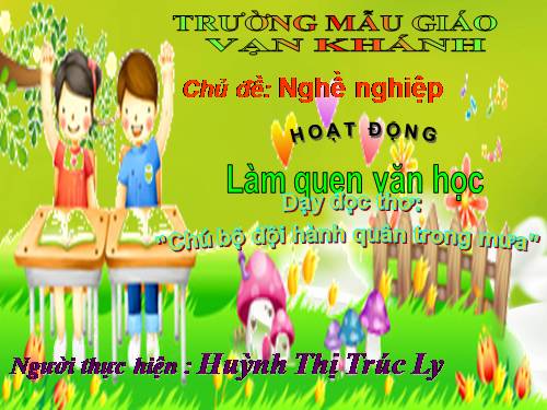 CHÚ BỌ ĐỘI HÀNH QUÂN TRONG MƯA