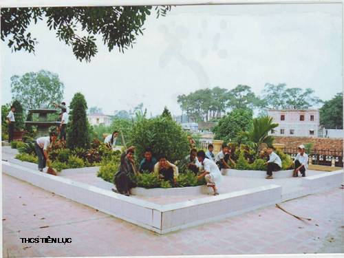 Chương IV. §1. Hàm số y = ax² (a ≠ 0)