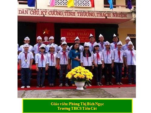 Bài 12. Luyện tập viết đoạn văn tự sự có sử dụng yếu tố nghị luận