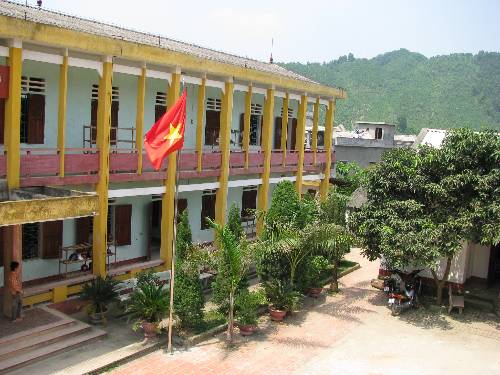 Chương III. §2. Phương trình quy về phương trình bậc nhất, bậc hai